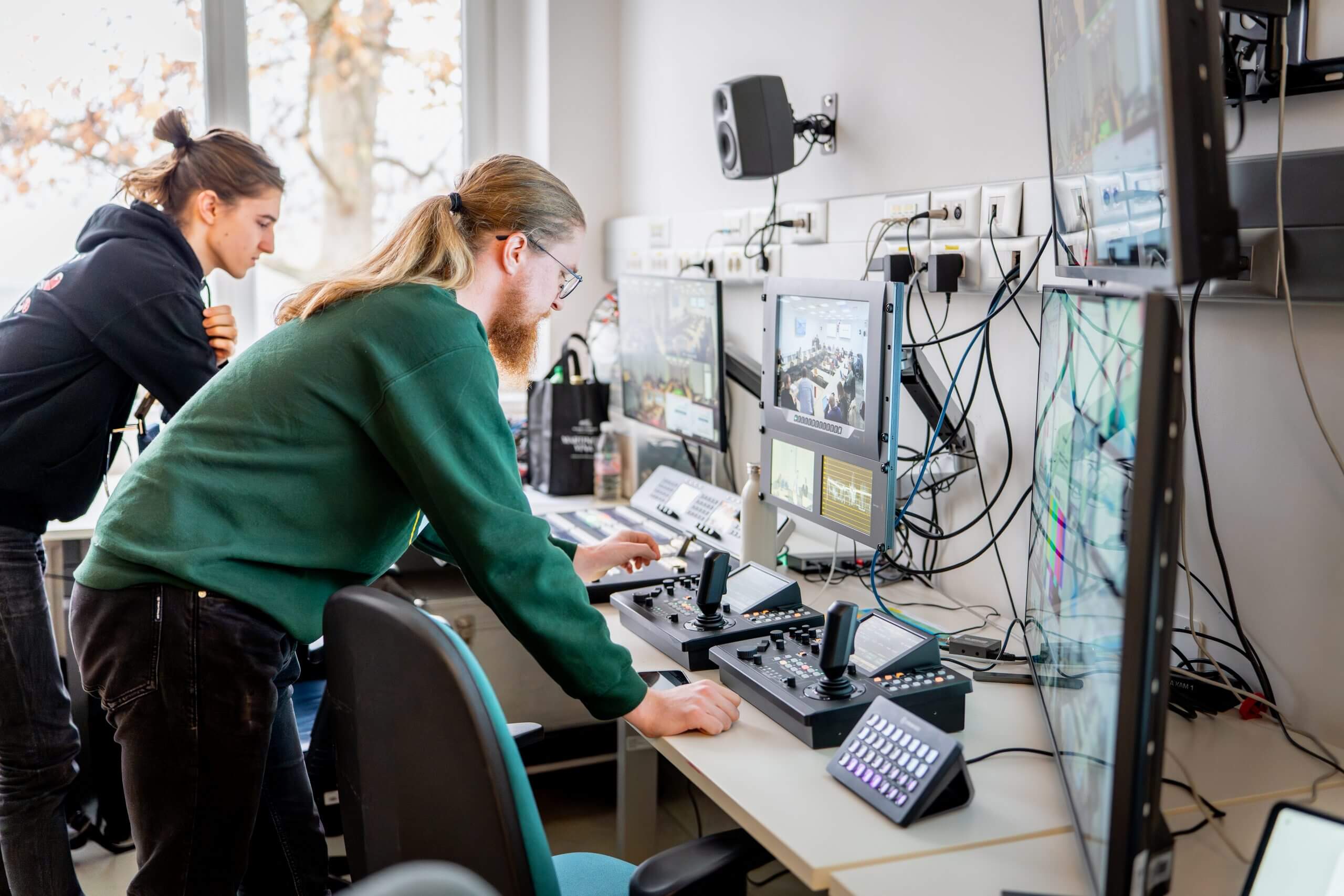 2025-11-21-ebtt-mmc_img-3